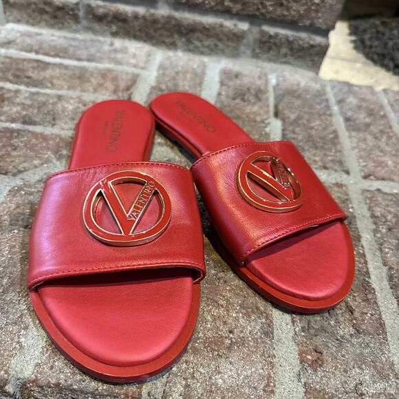 Valentino By Mario Valentino Shoes - Valentino By Mario Valentino Bugola Leather Sandal Women's Size 7 FLAWED